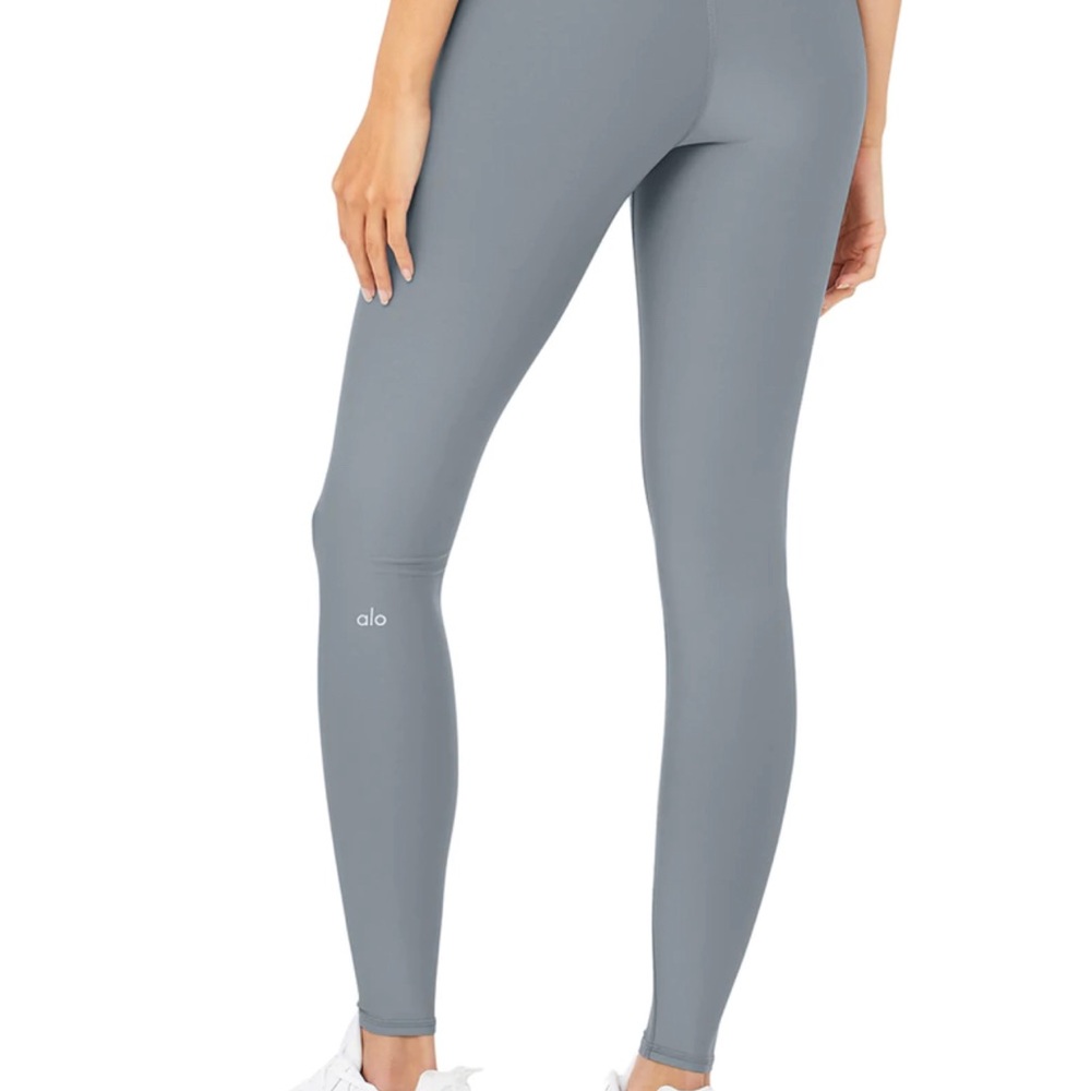 ALO Yoga silver leggings